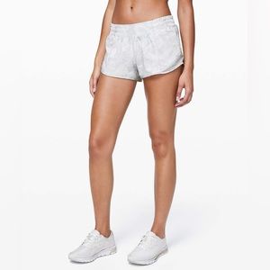 Lululemon Hotty hot shorts 4in size 4